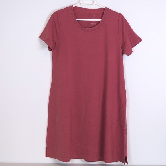 WoolX Georgie Dress Merino Wool Berry Rose Size Medium Casual Travel Pockets - Picture 1 of 10